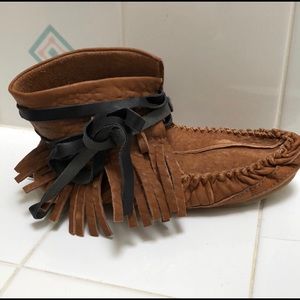 Free people lace up moccasin